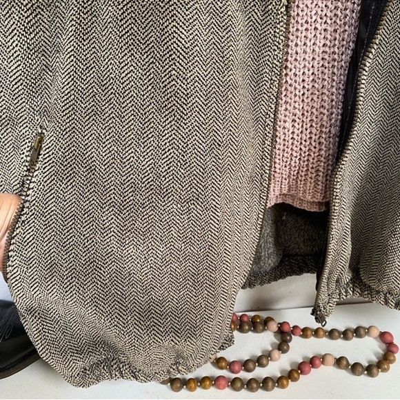 ✨ UPCYCLED fleece trendy herringbone vintage vest w southwestern equestrian vibe - Picture 9 of 15